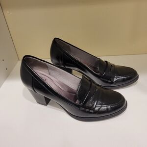 Life Stride Velocity Memory Foam Heels